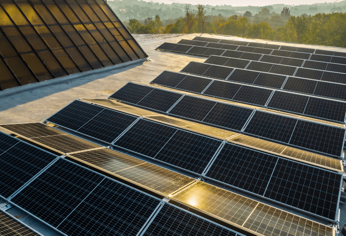 instalacja fotowoltaiczna na dachu